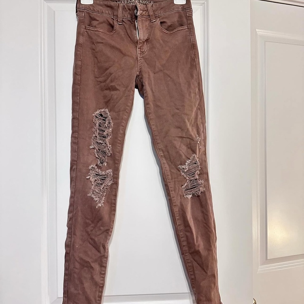 American Eagle Distressed Jeans